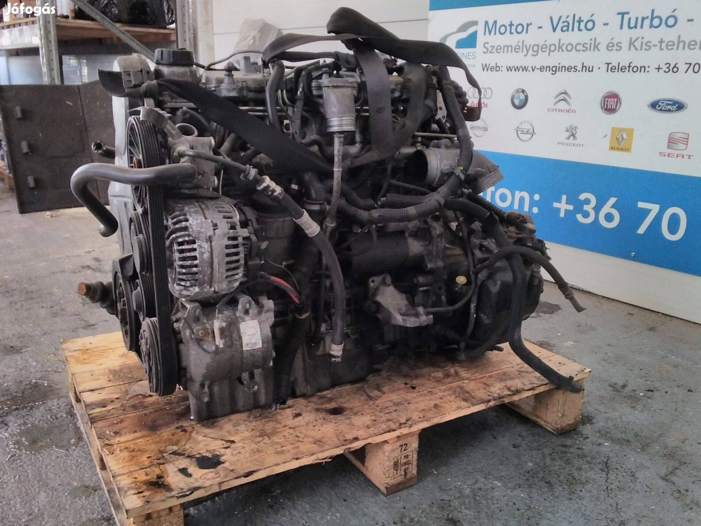 Volvo D5244T5 2.4 D bontott motor