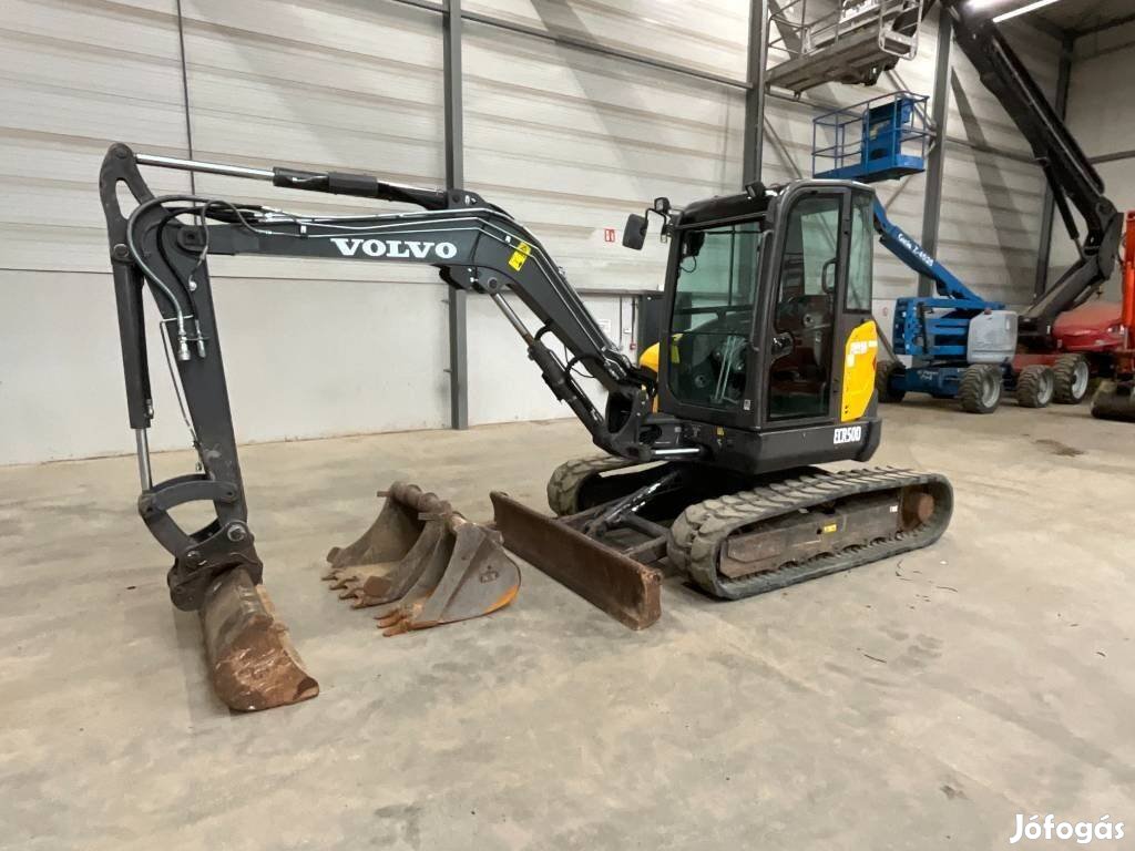 Volvo ECR 50 D / 2.216 h üzemóra / Lízing 20%-tól
