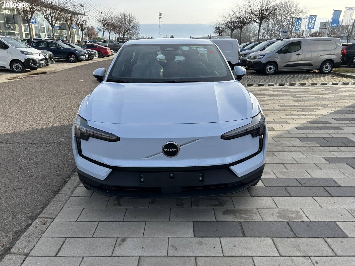 Volvo EX30 Single Motor Extended Range Core Kés...