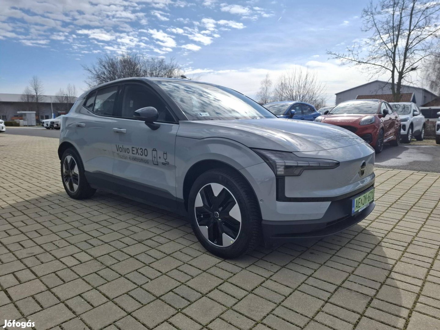 Volvo EX30 Single Motor Extended Range Ultra Az...