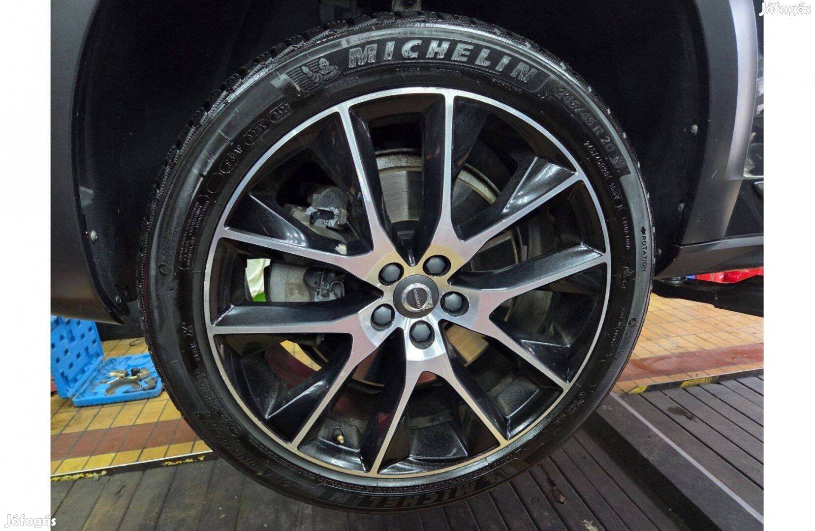 Volvo Gyári 20" colos alufelni garnitúra Michelin gumikkal!