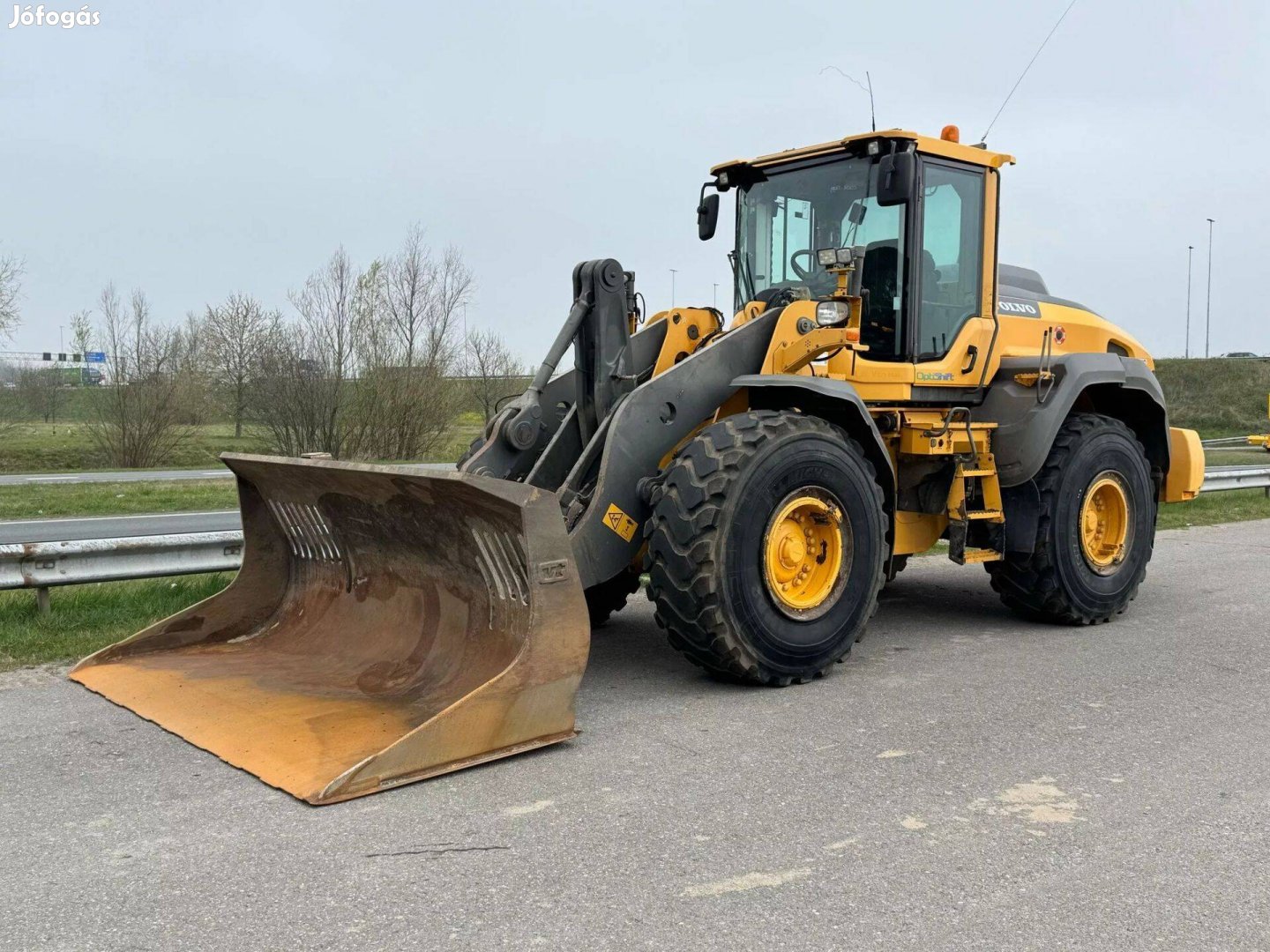 Volvo L110H / 16375 üzemóra / Lízing 20%-tól