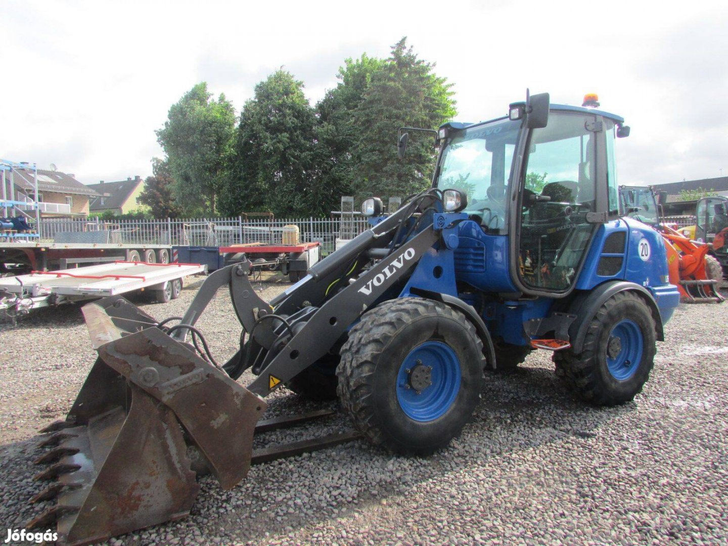 Volvo L25/ 1 393 üzemóra / Lízing 20%-tól