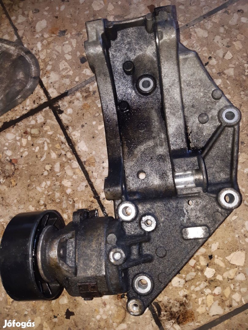 Volvo S40 04-12 Generátor - Klíma Kompresszor Tartó Konzol