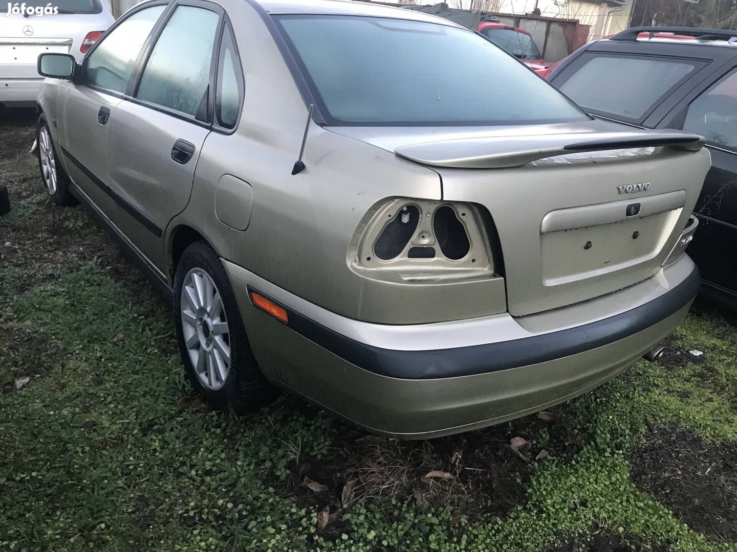 Volvo S40 1.6b,sedan alkatrészek