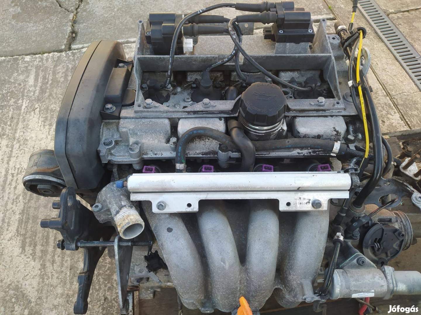 Volvo S40-V40 1.6 benzines motor eladó!