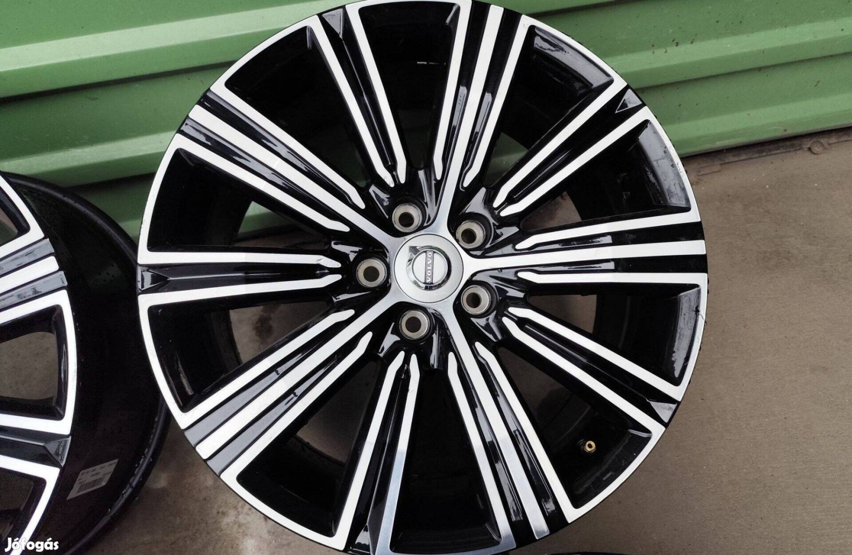 Volvo S40 V40 S60 V60 gyári alufelni 5x108 18"
