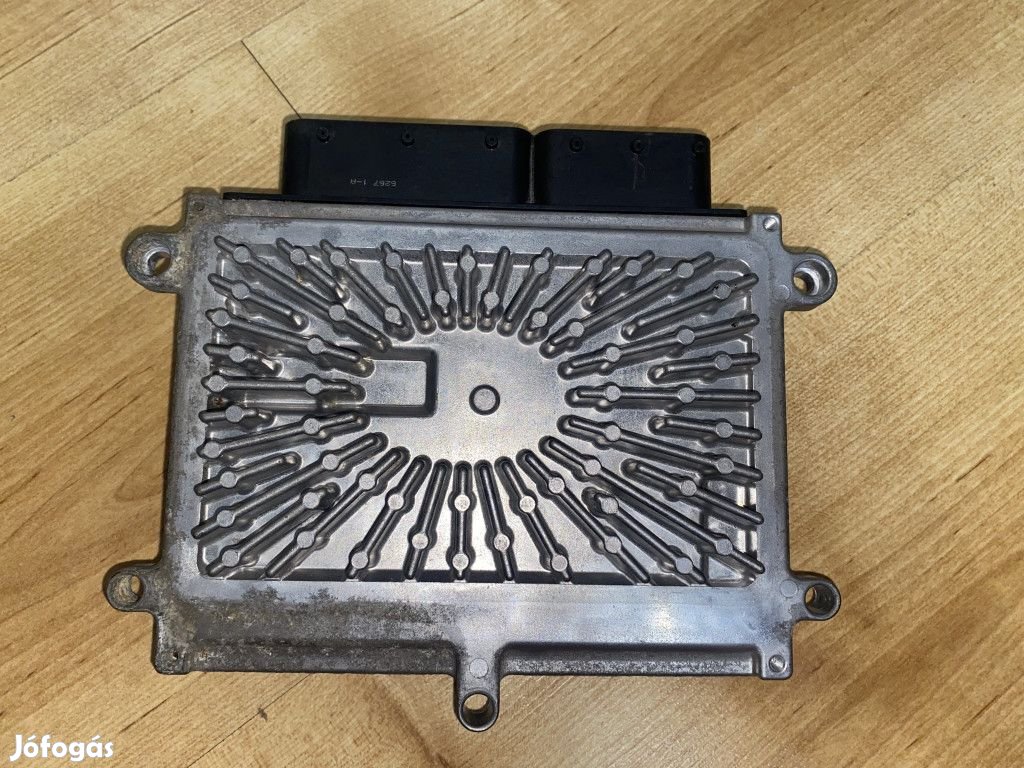Volvo S40 V50 C70 II C30 2.4 20V motorvezérlő ECU 30729800