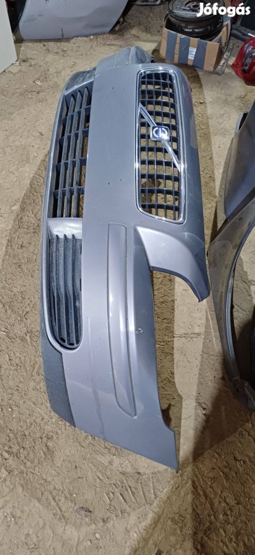 Volvo S40 V50 első lökhárító Eladó!