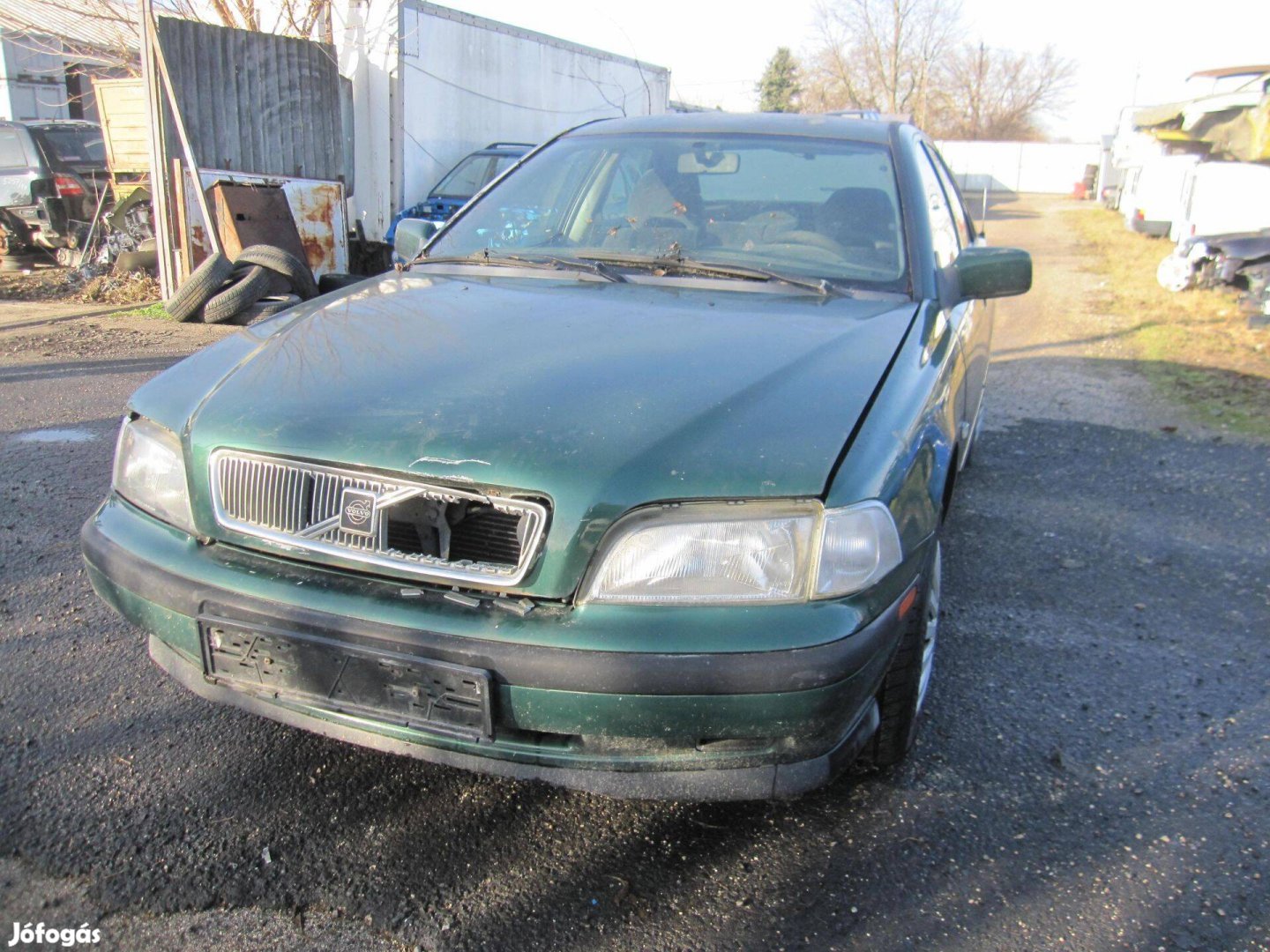 Volvo S40 bontott alkatrészek eladók