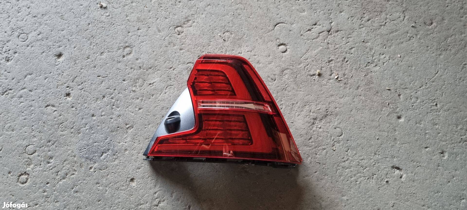 Volvo S60 19- Jobb hátsó lámpa 31689680
