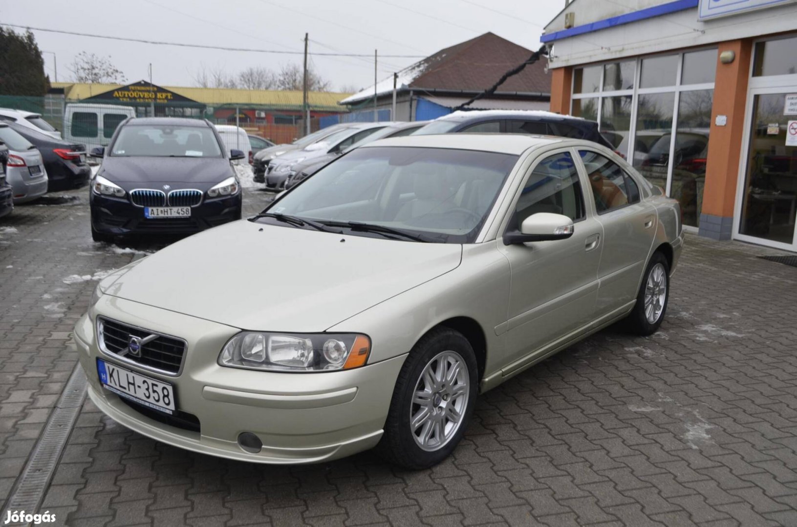 Volvo S60 2.4 D Kinetic Végig Volvo Szakszerviz...