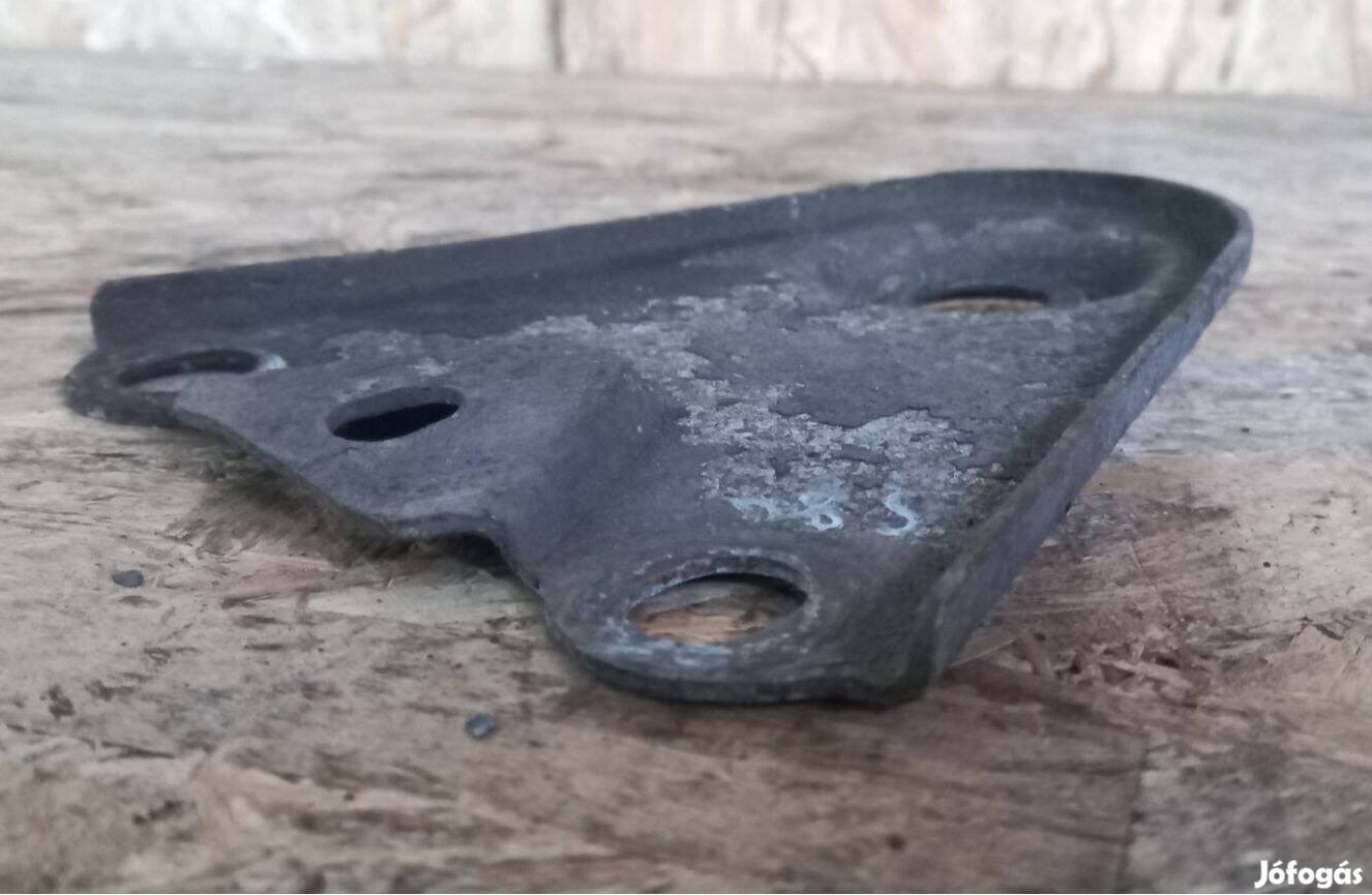 Volvo S60 S80 V70 98- Első bölcső segédkeret hátsó tartó konzol 2623