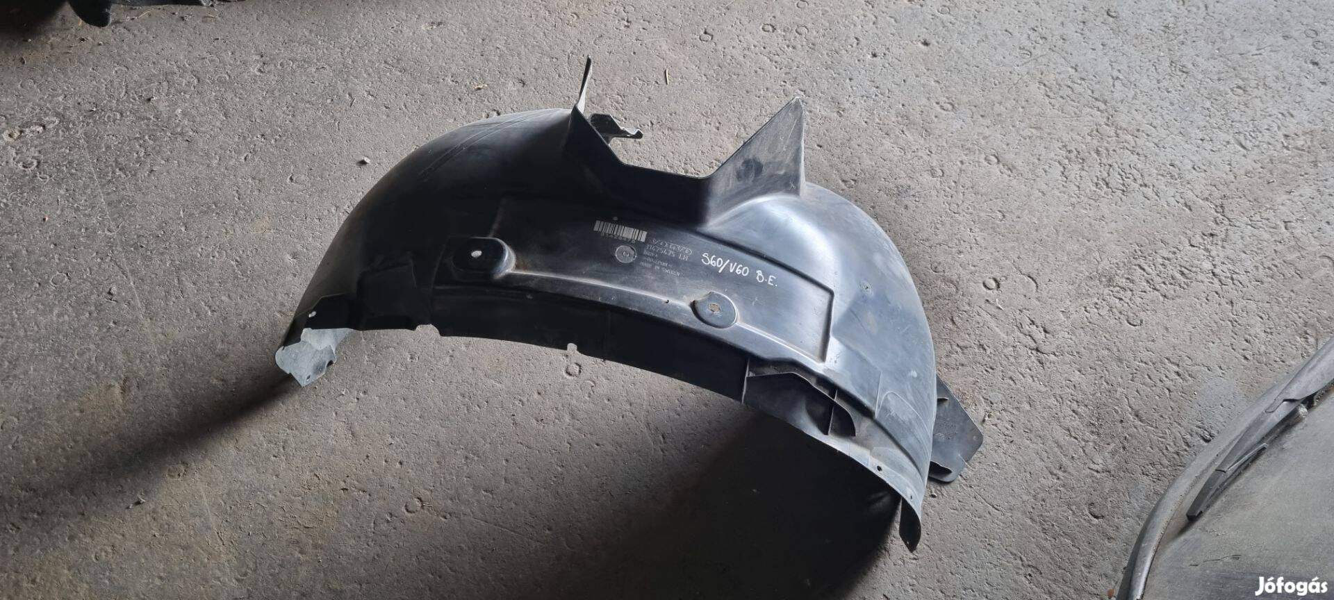 Volvo S60 V60 2018- Bal első dobbetét kerékdob doblemez 31425475