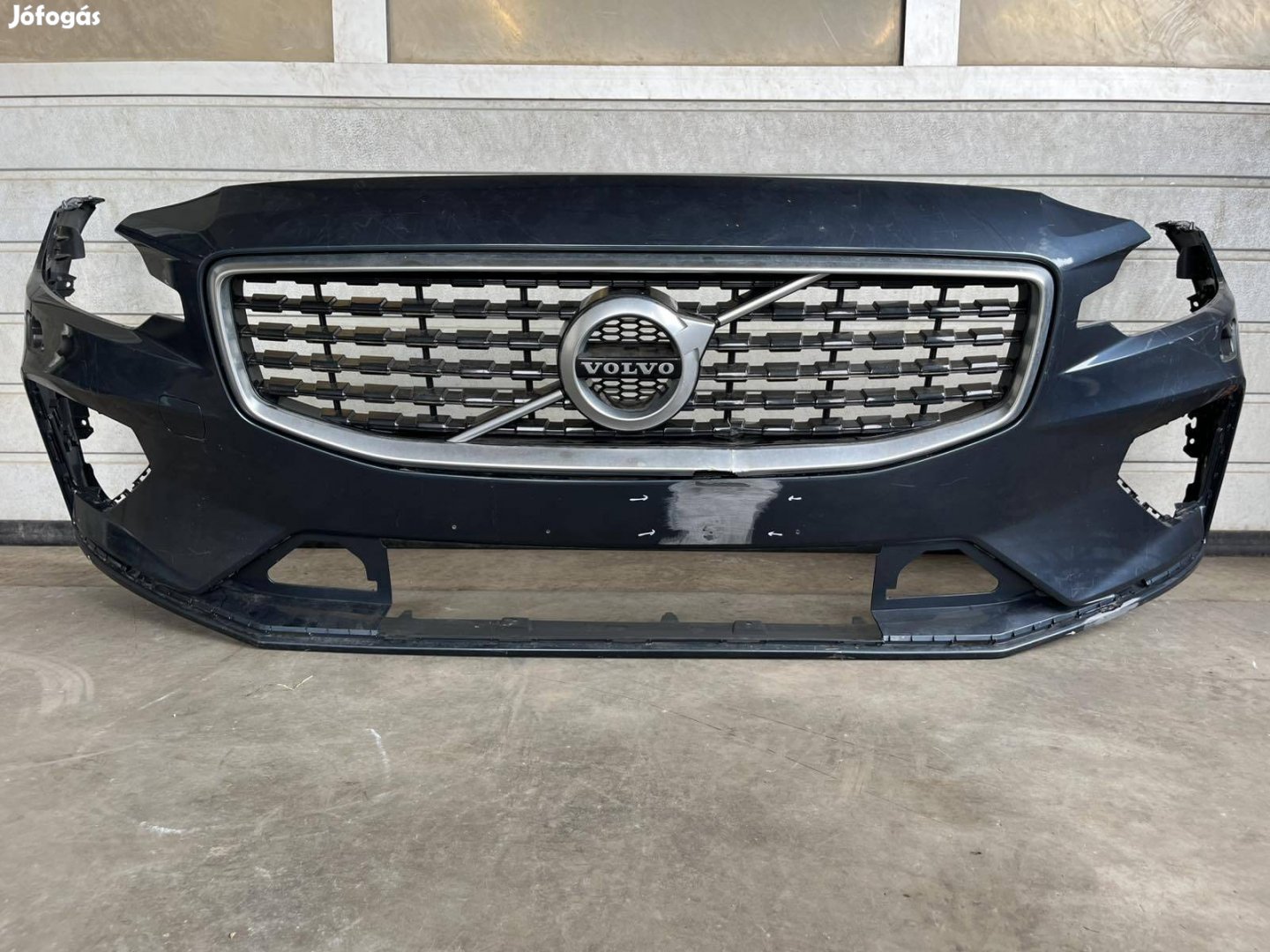 Volvo S60 V60 3.gen R-Design első lökhárító lökő 2018- 31455622