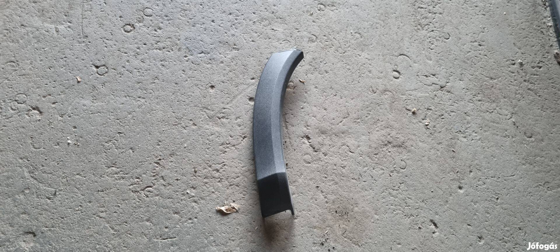 Volvo S60 V60 Cross country Jobb hátsó kerékív díszléc 31448944