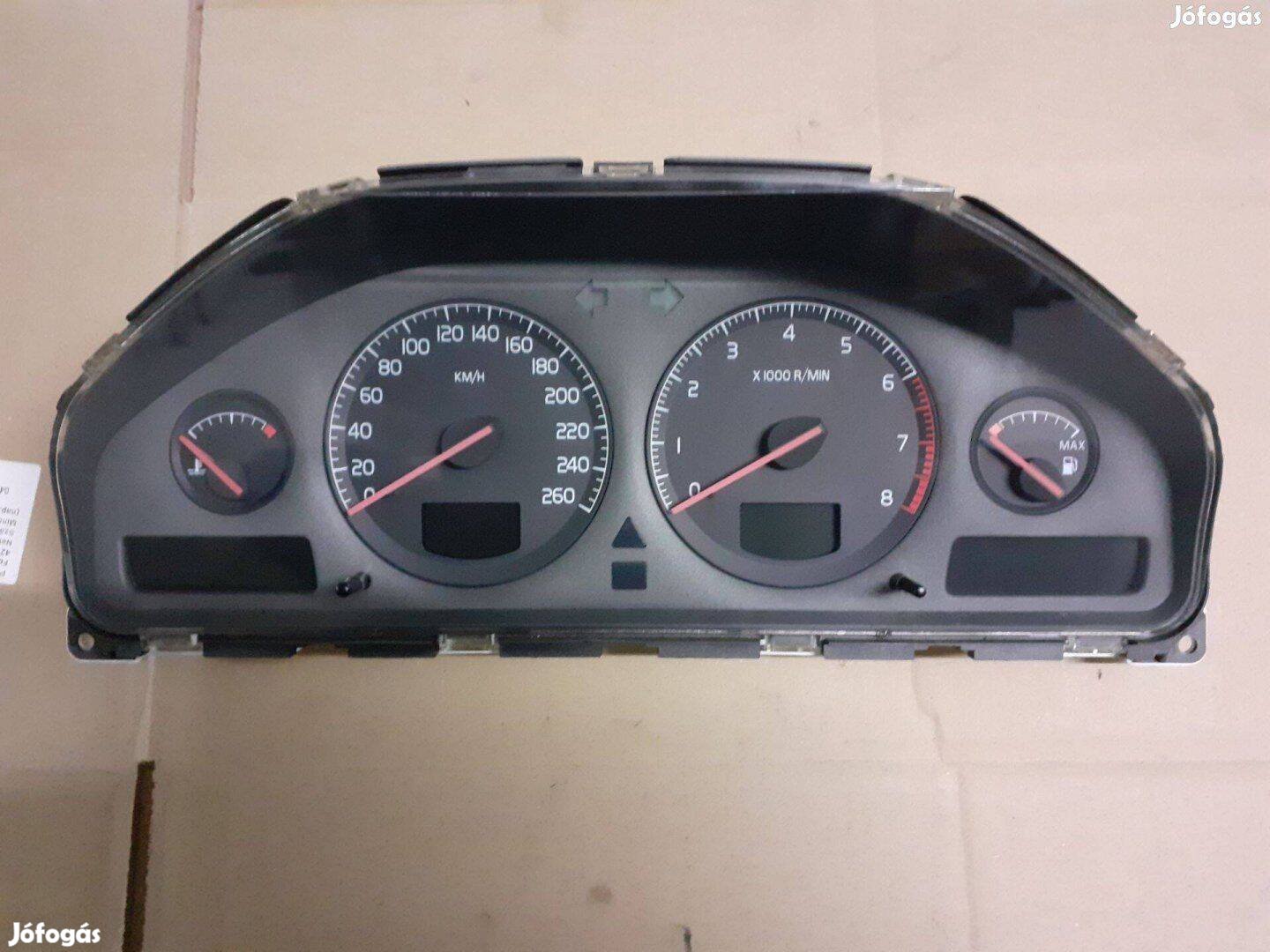 Volvo S60-V70 2.4i műszerfalóra eladó!