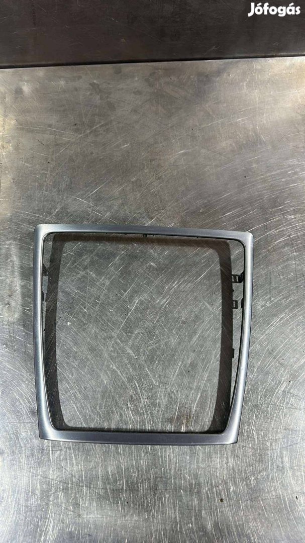 Volvo S60 V70 II 2 Mk2 fejegység körüli diszkeret