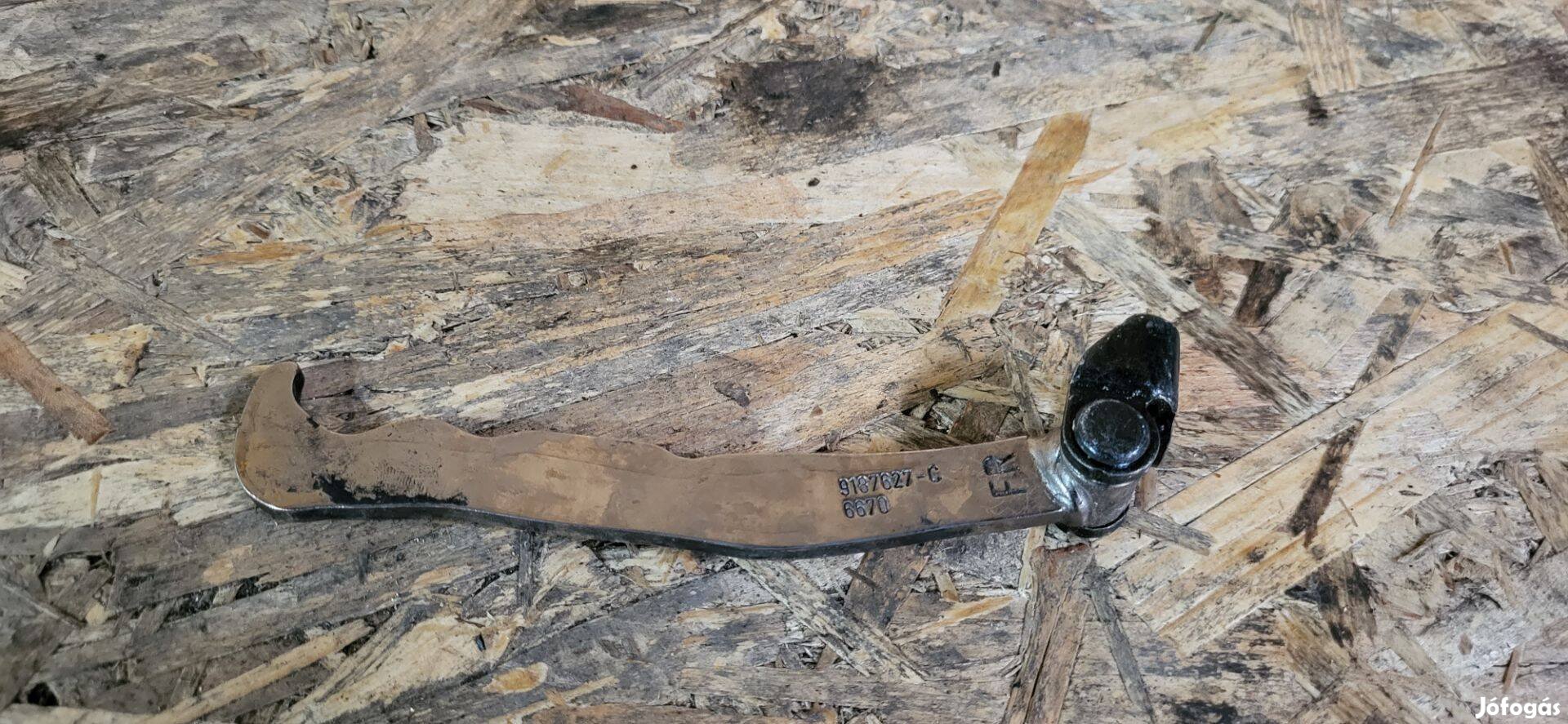 Volvo S80 98- Első ajtóhatároló ajtó határoló rögzítő fixáló 2144