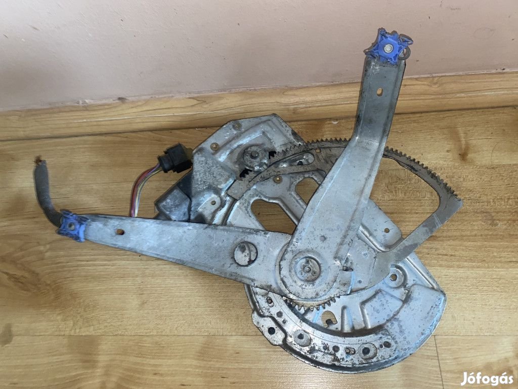 Volvo S80 Ablakemelő motor 101353xxx