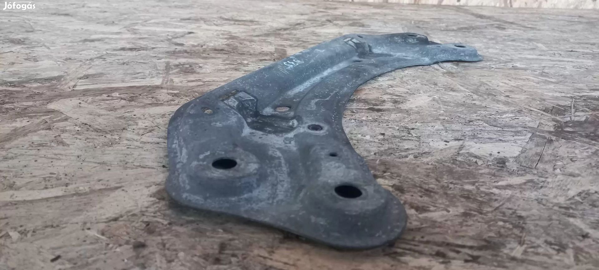 Volvo S80 XC90 98- Katalizátor kipufogó cső tartó lemez