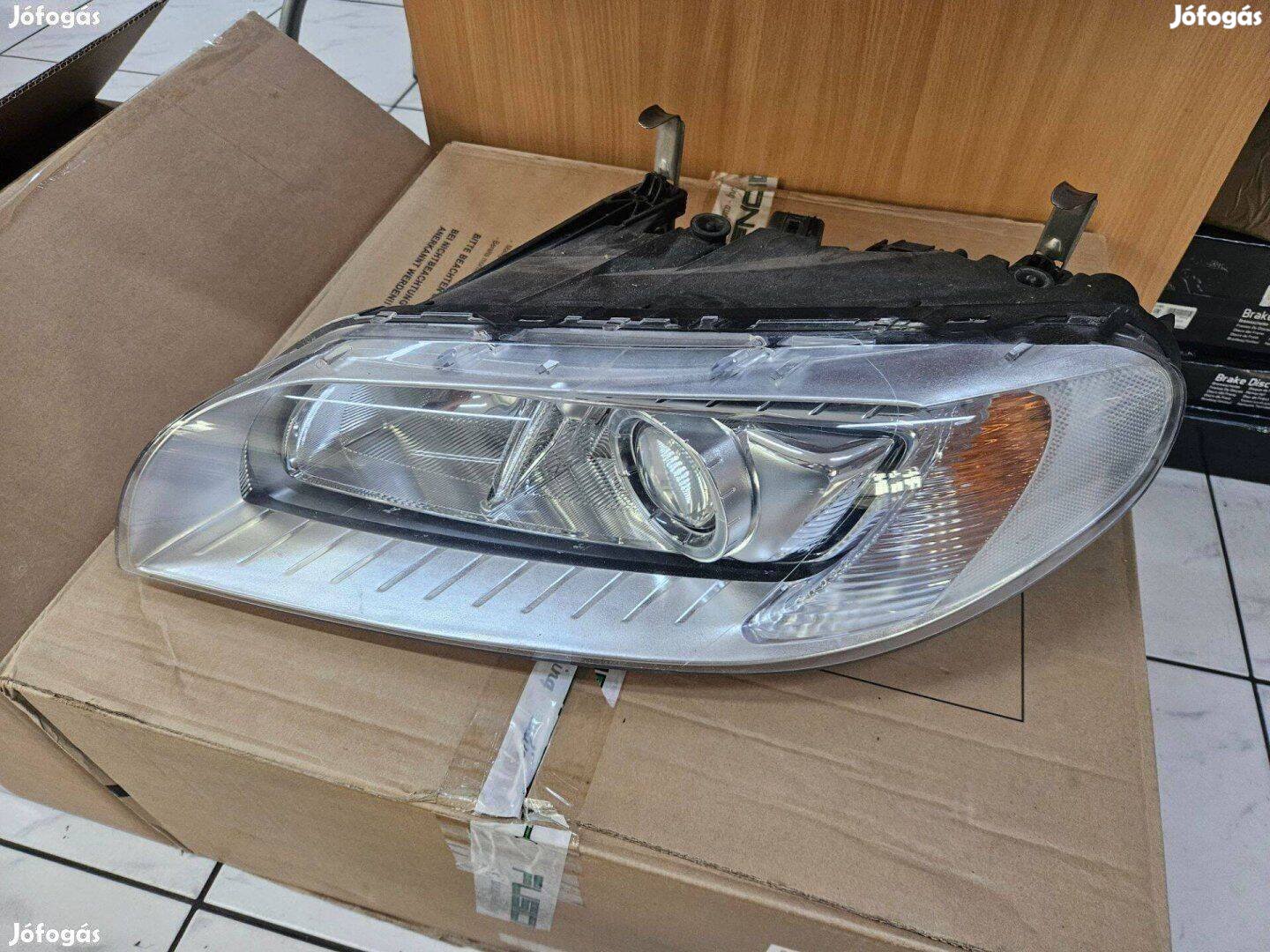 Volvo S80, V70, XC70 komplett bal első kanyarkövető Xenon fényszóró!
