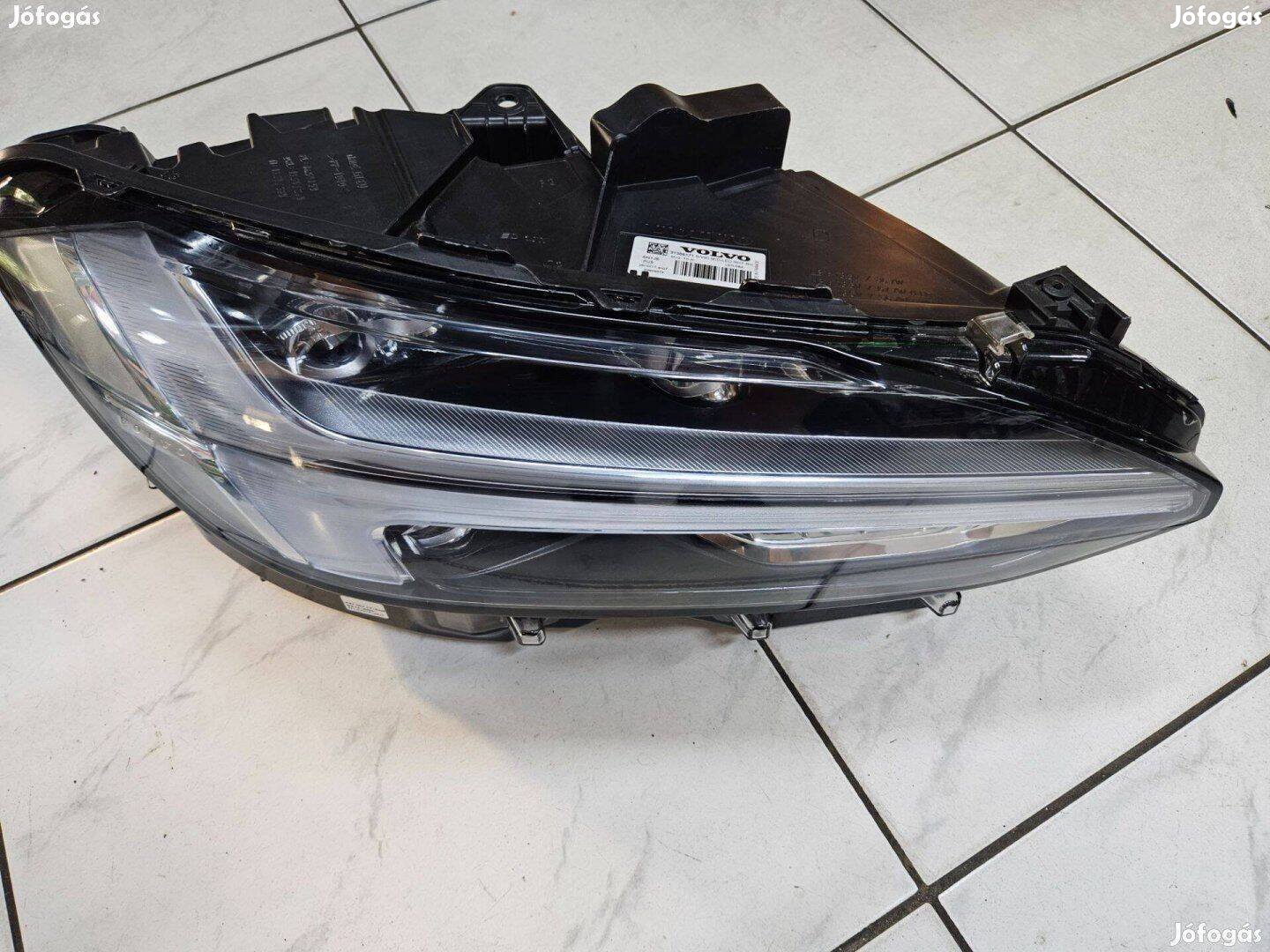 Volvo S90/V90 MID-LED RHT jobb oldali led lámpa, bal kormányos