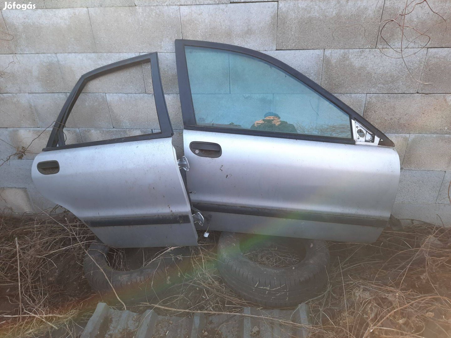 Volvo S 40 bontott ajtók