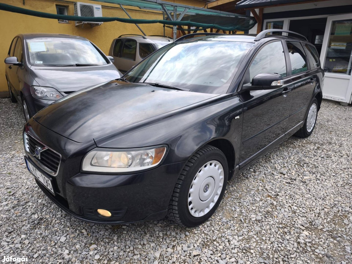 Volvo V50 1.6 D Drive Kinetic Rendszeresen Karb...