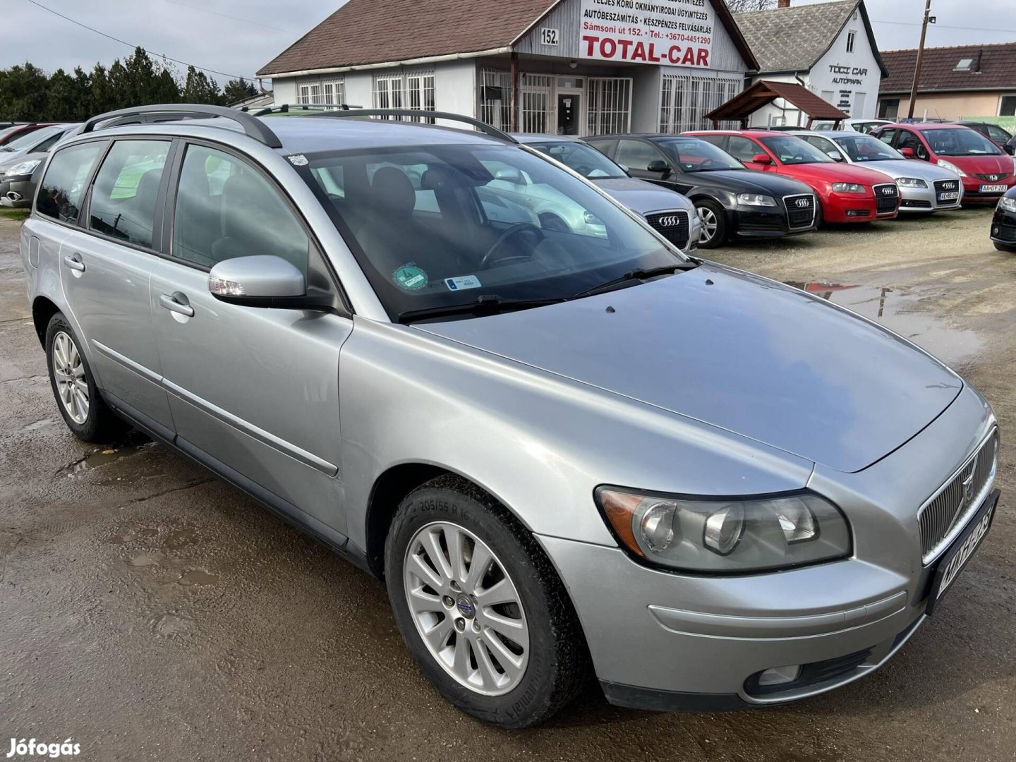 Volvo V50 2.0 D Summum Szervizkönyves