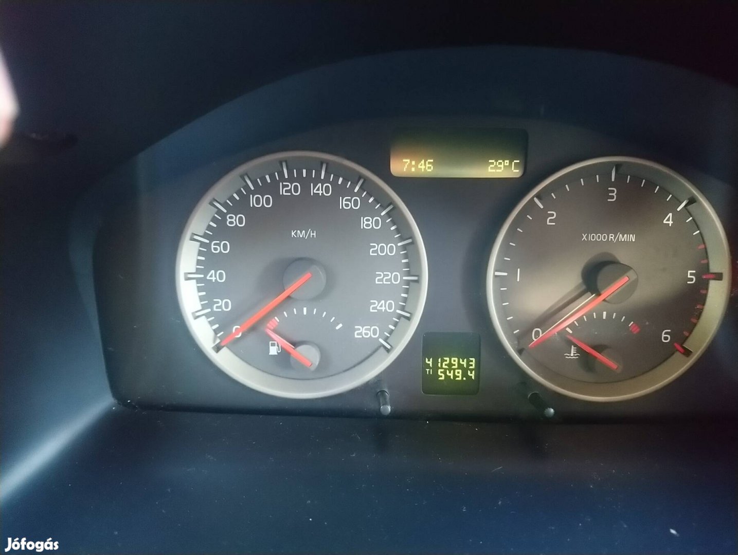 Volvo V50 2.0d friss műszaki+4 téligumi alufelnin