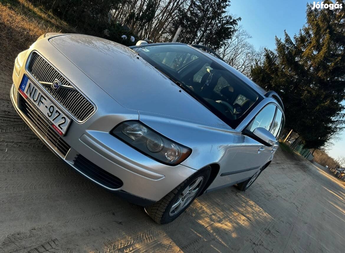 Volvo V50 Monentum