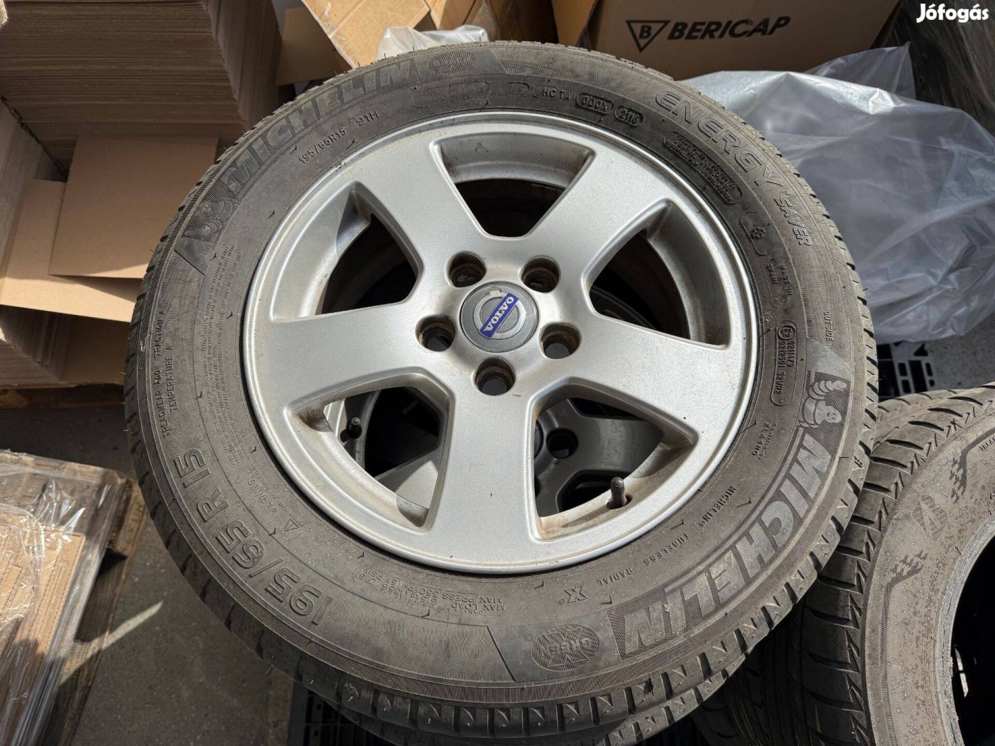 Volvo V50 alufelni 5x108 R15