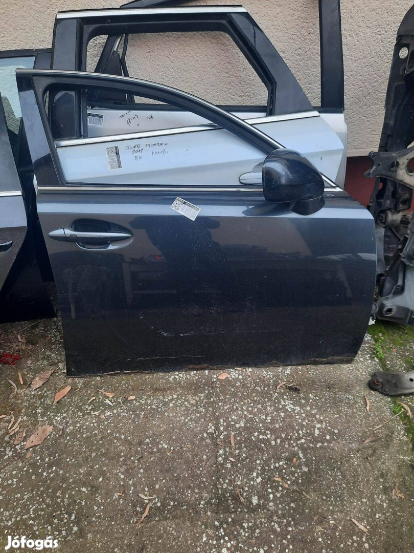 Volvo V50 jobb első ajtó