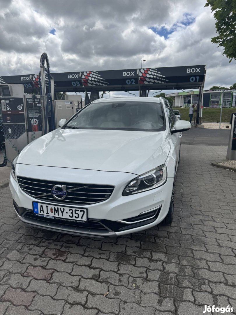 Volvo V60 D5 Twin Engine Plug-In Hibrid