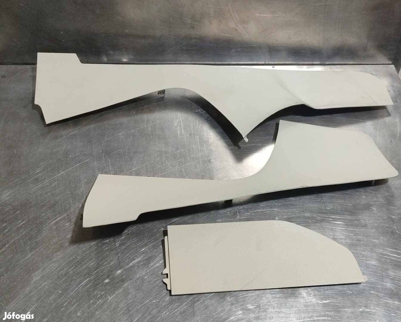 Volvo V60 Középbox takaró műanyag