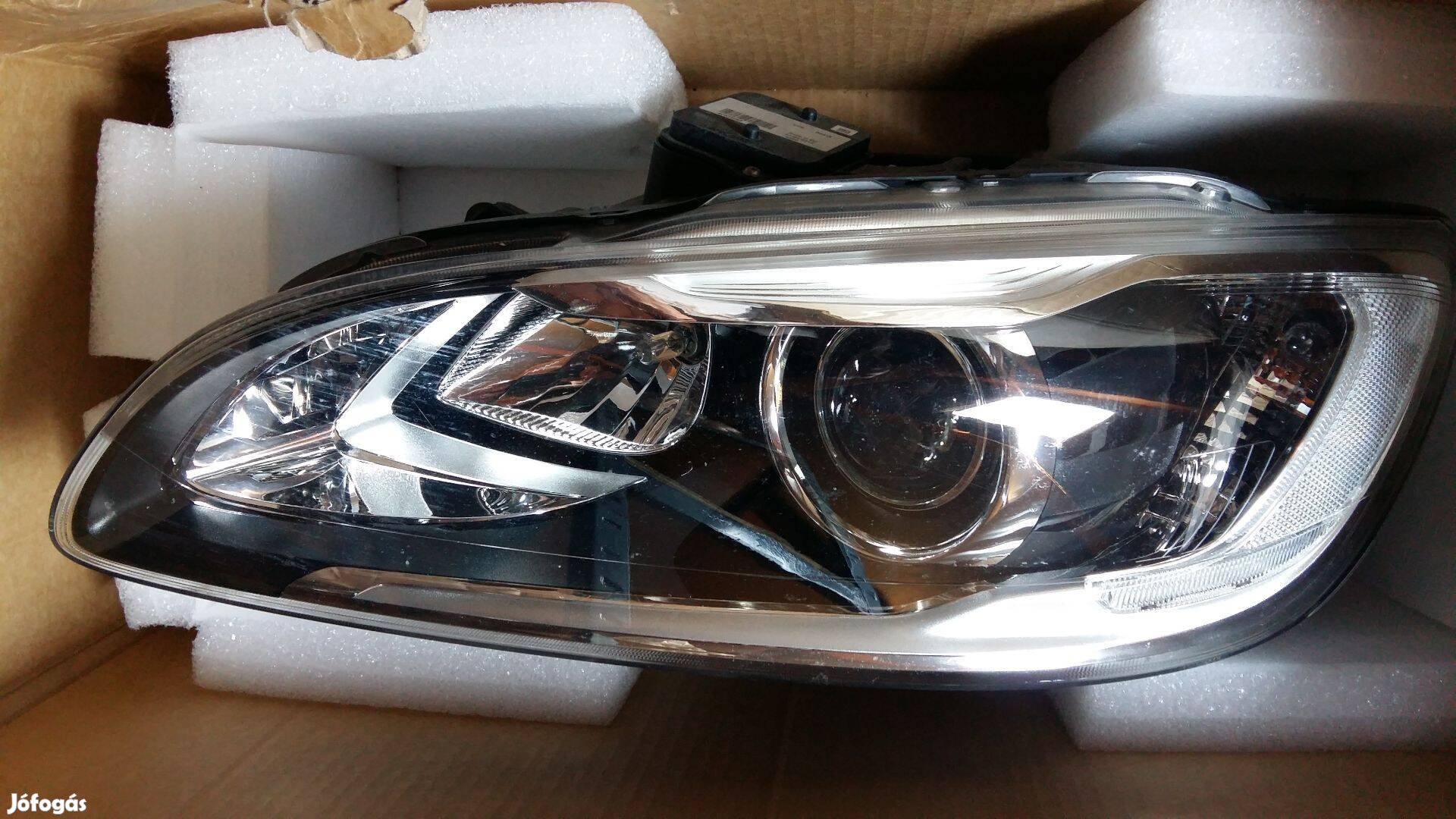 Volvo V60 S60 xenon fényszóró 31420108 31420109 eladó