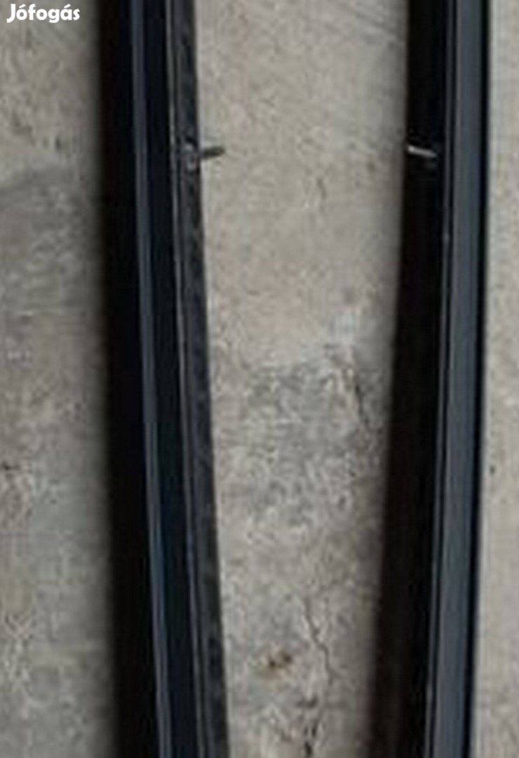 Volvo V60 (I.) 2010. gyári, matt fekete tetősín pár