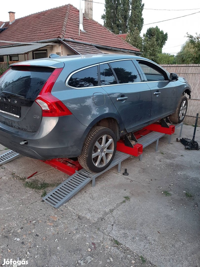 Volvo V60, S60,  2011-től bontott alkatrészek