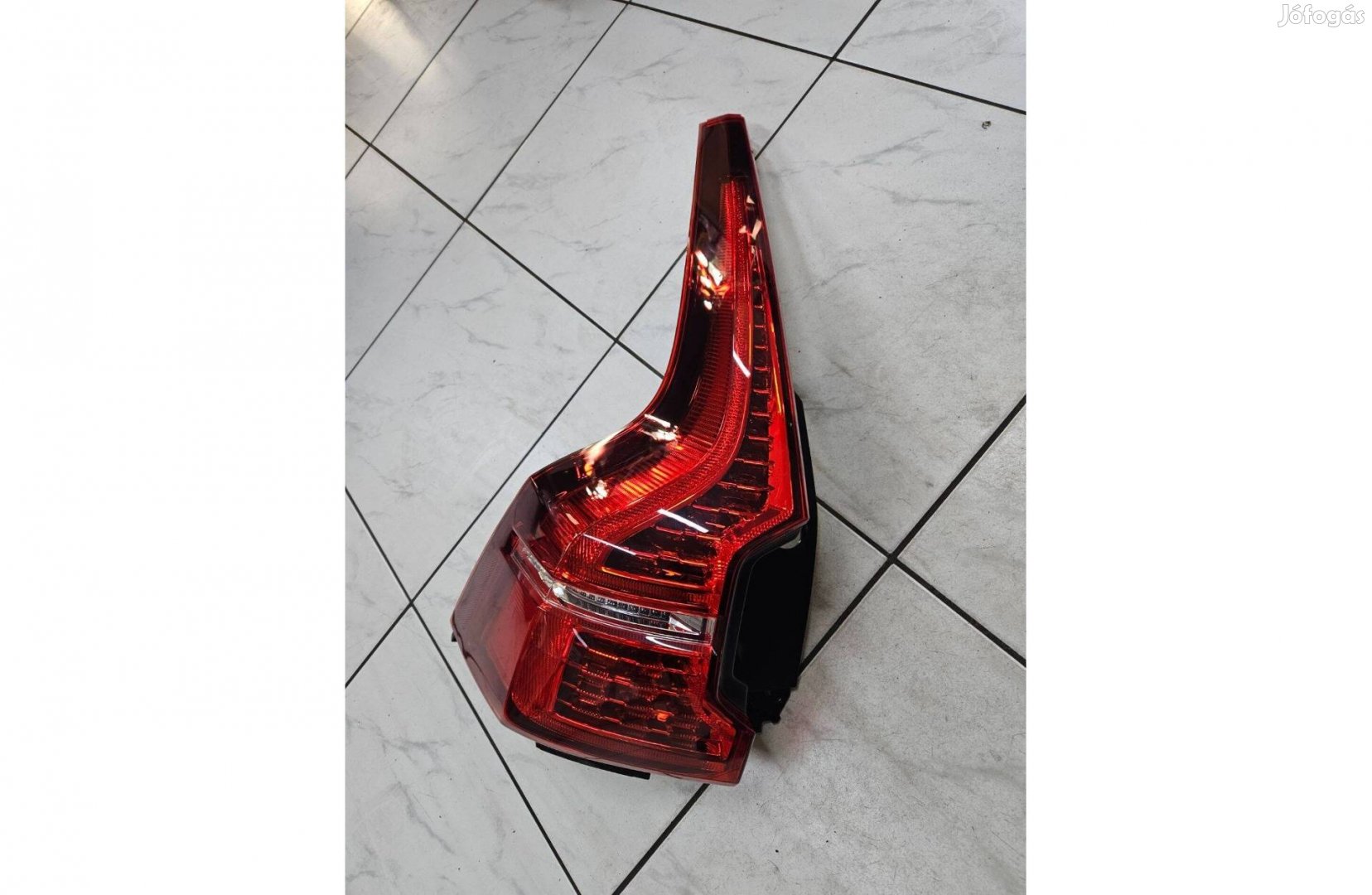 Volvo V60 komplett bal hátsó led lámpa, 2019-2024 közt