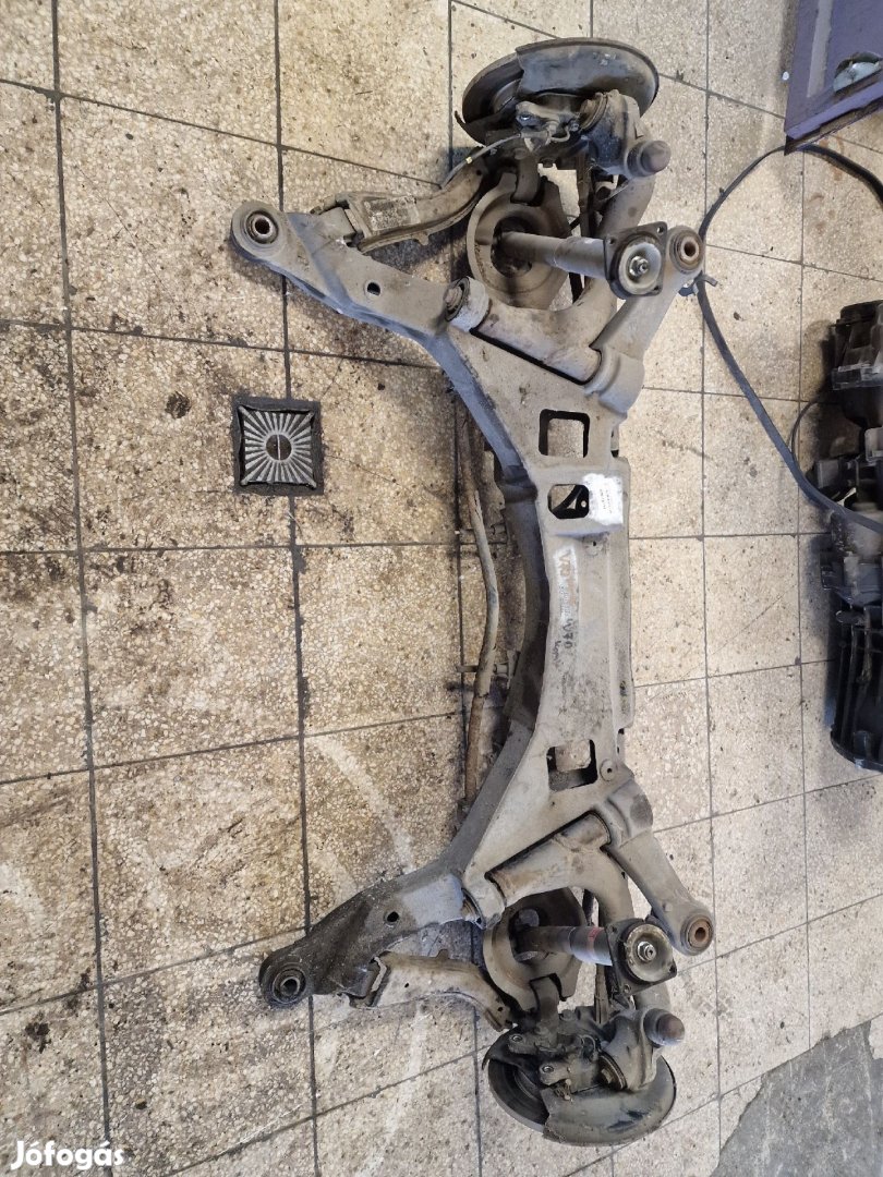 Volvo V70 00-06 Hátsó Híd Tárcsafékes