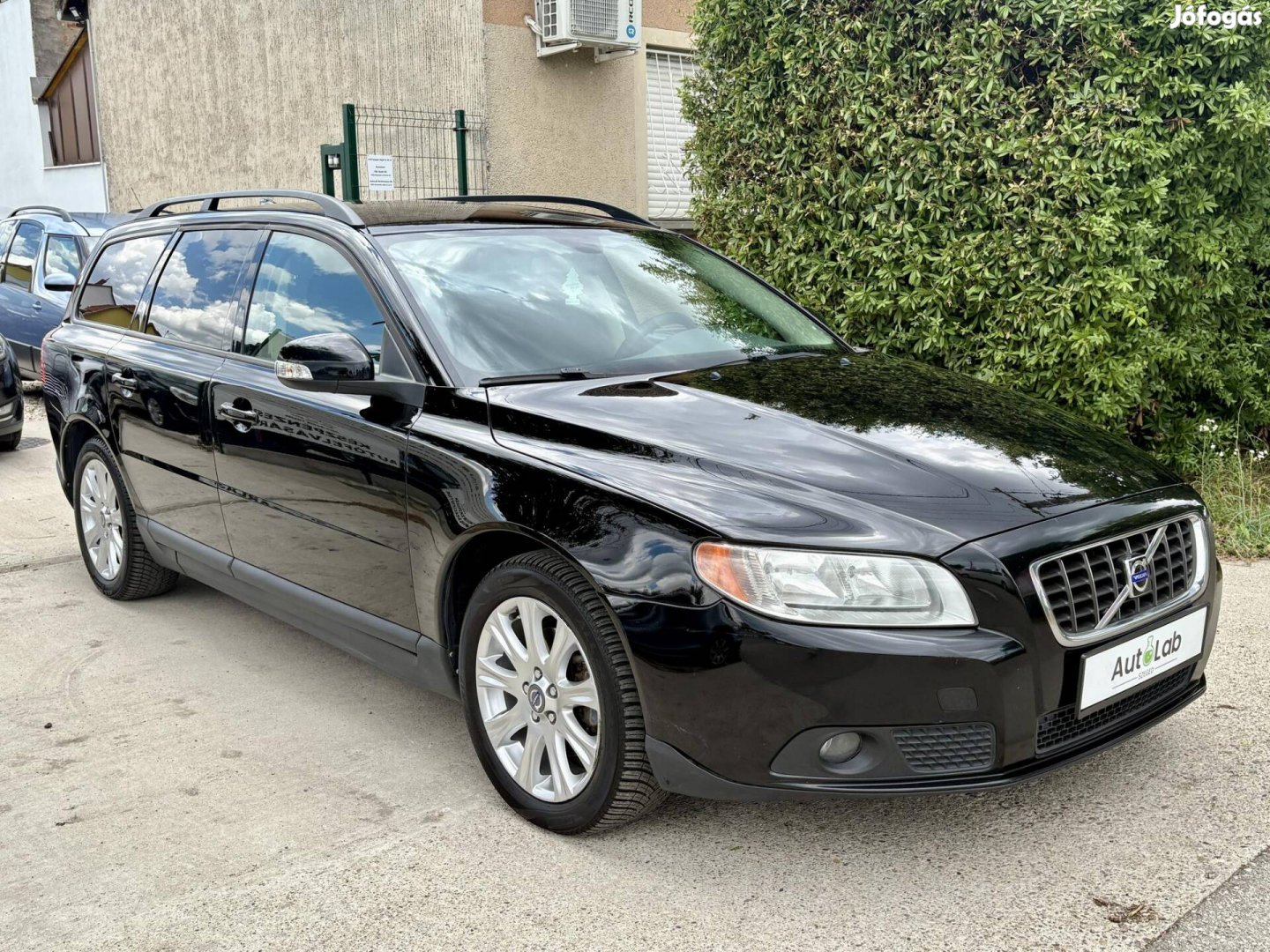 Volvo V70 2.0 D Summum / Ülésfűtés / Szervizkön...
