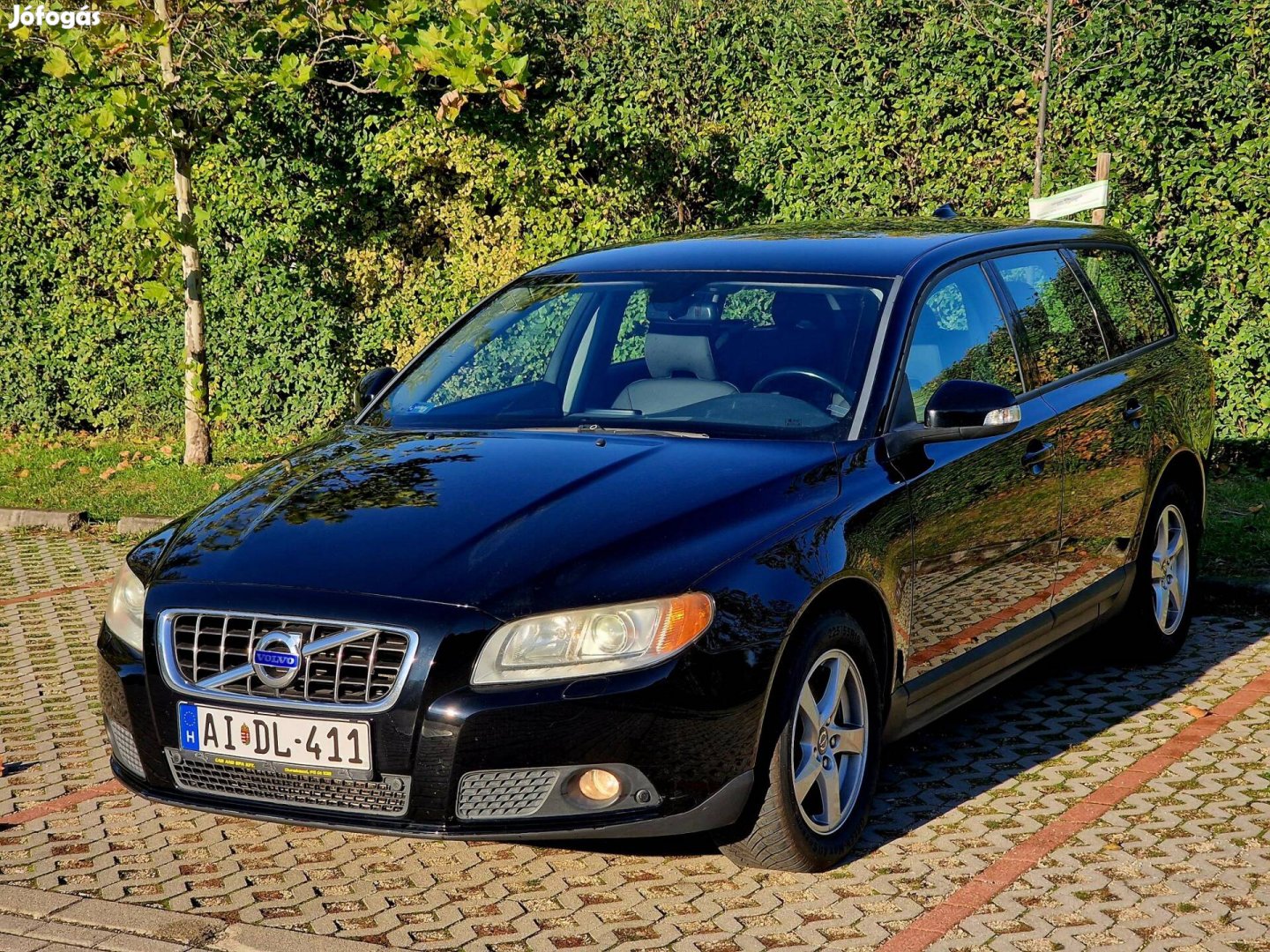 Volvo V70 2.4 D Kinetic Navi-Xenon-Fébőr-Ülésfű...