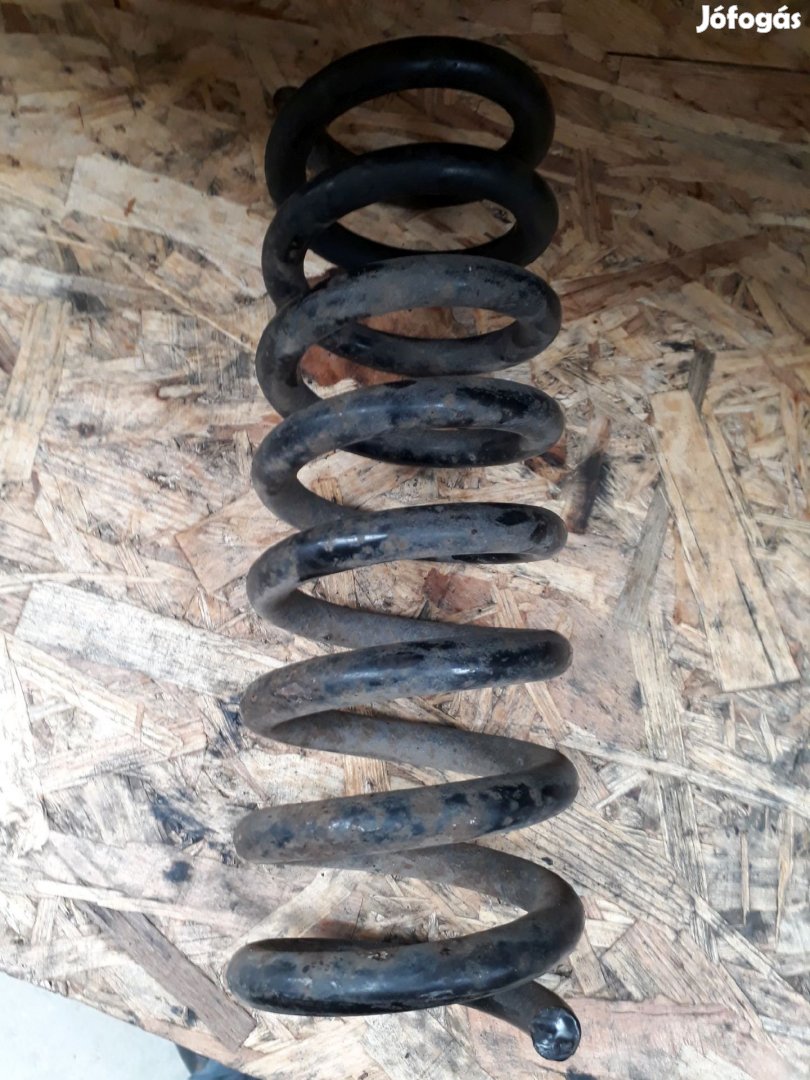 Volvo V70 Hátsó Rugó