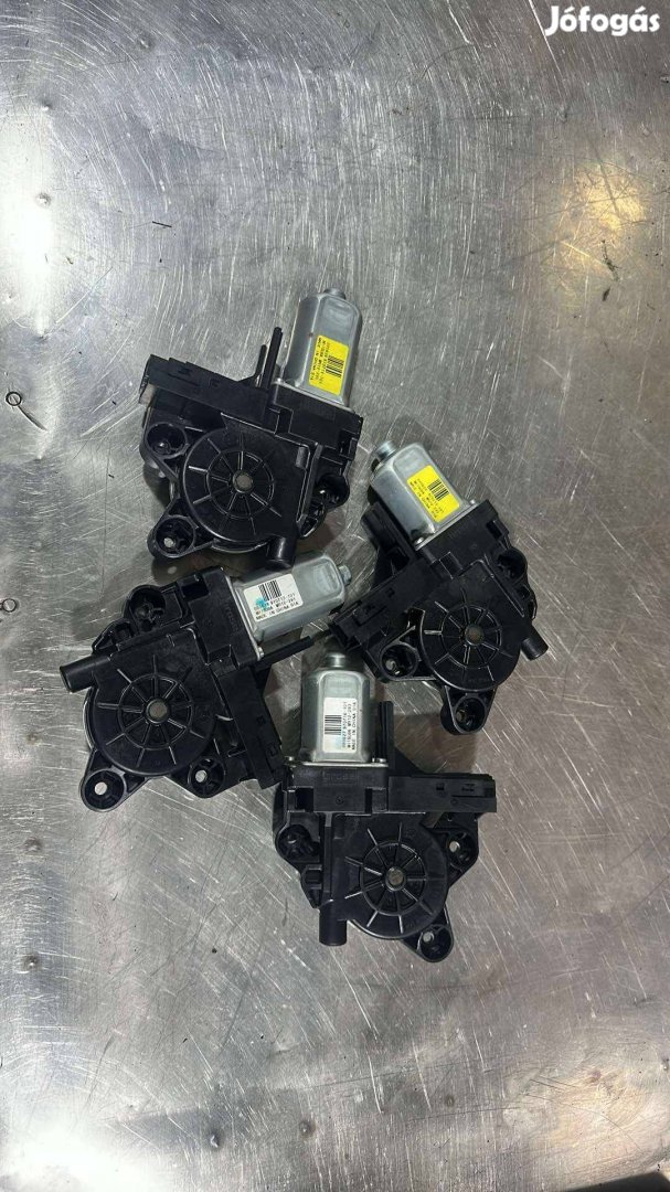 Volvo V70 III 3 MK3 ablakemelő motor