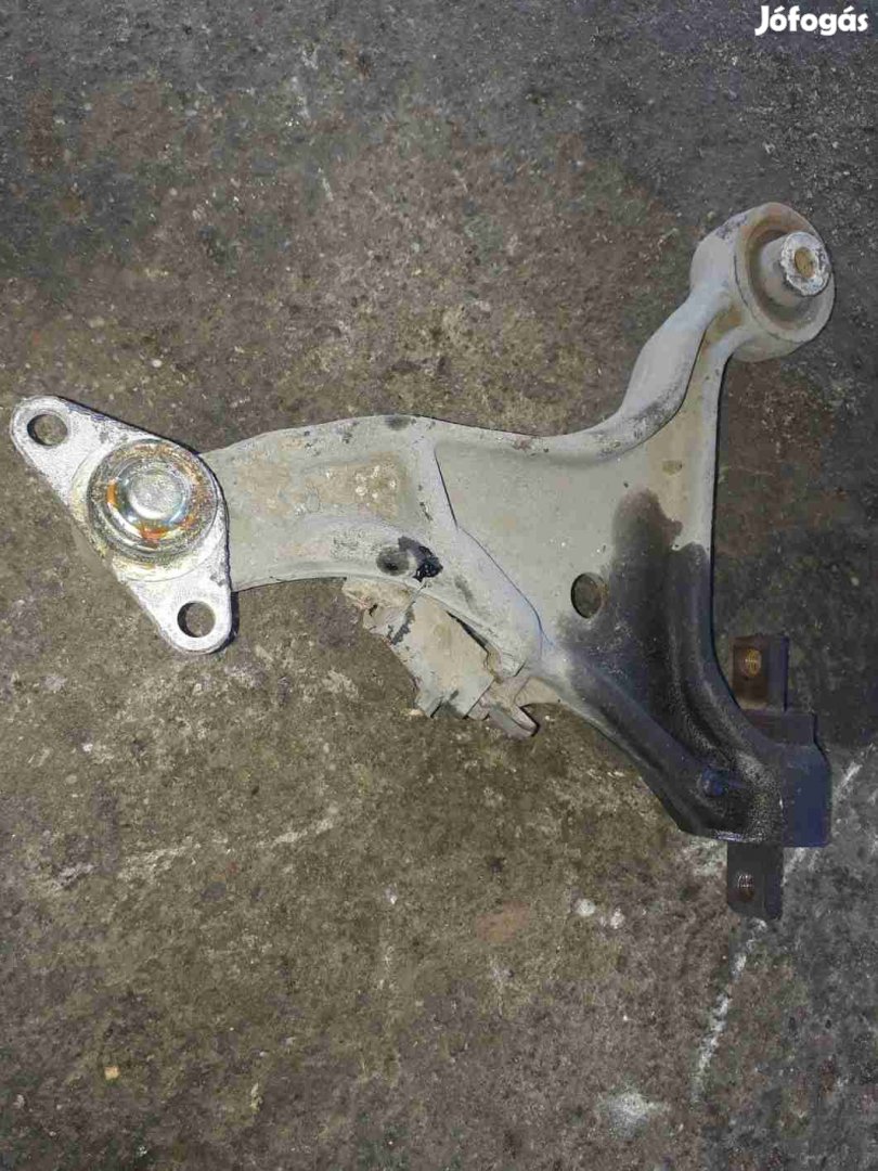 Volvo V70 Jobb Első Lengőkar