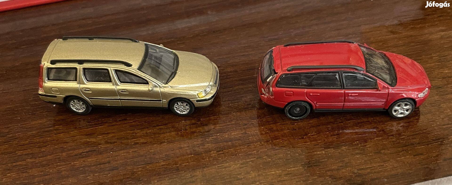 Volvo V70 és Volvo V50 kisautó modell doboz nélkül