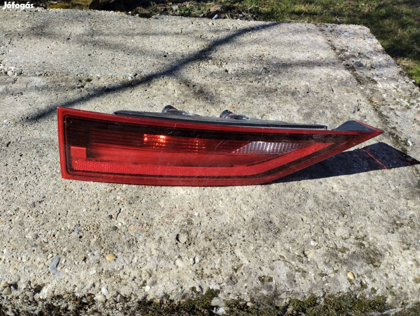 Volvo V90 gyári bal hátsó belső lámpa 2019 -