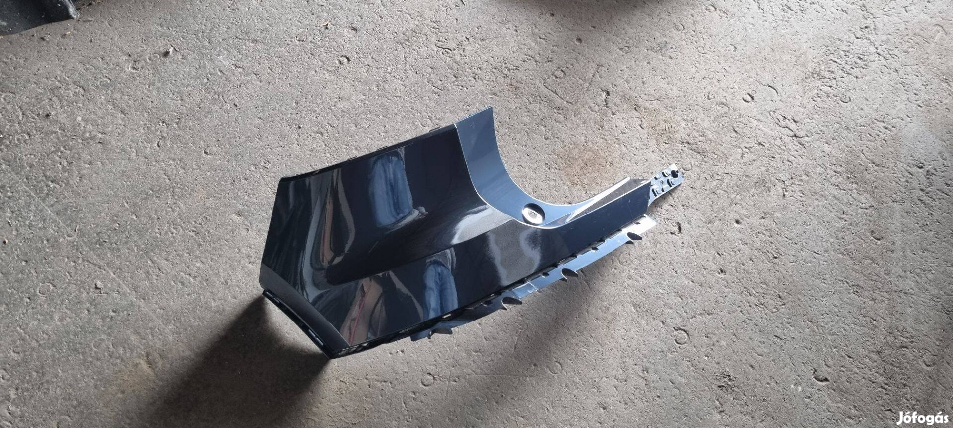 Volvo XC40 2017- Bal hátsó lökhárító sarok elem 31449336