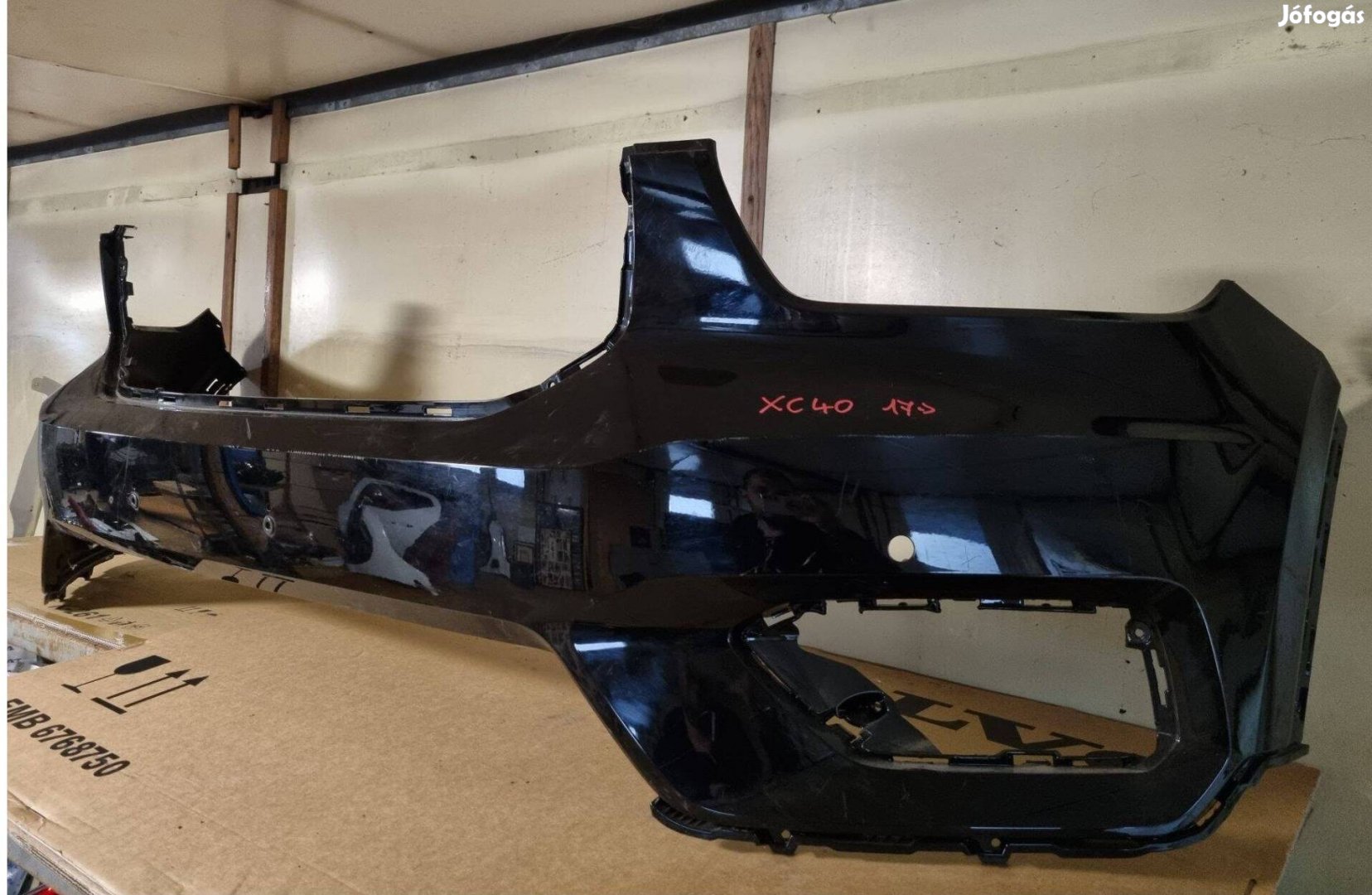 Volvo XC40 2017- első lökhárító